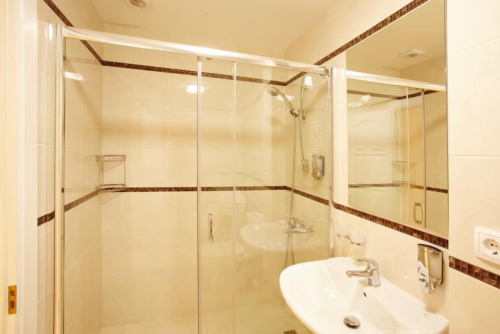Central Park Apartments Chisinau Bagian luar foto